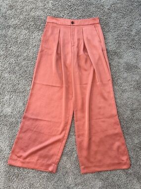 Banana Republic Peach Pants